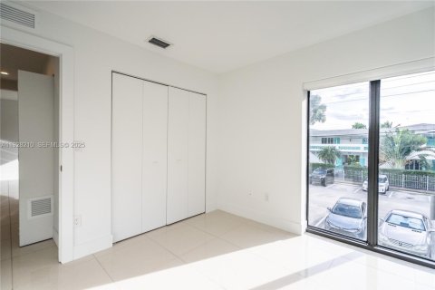 Appartement à louer à Miami Beach, Floride: 2 chambres, 68.47 m2 № 1987304 - photo 12