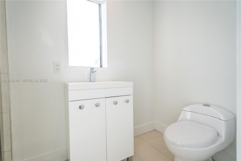 Appartement à louer à Miami Beach, Floride: 2 chambres, 68.47 m2 № 1987304 - photo 16