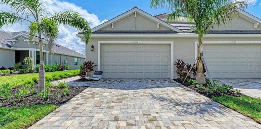 Casa en Parrish, Florida 2 dormitorios, 137.4 m2 № 1353482