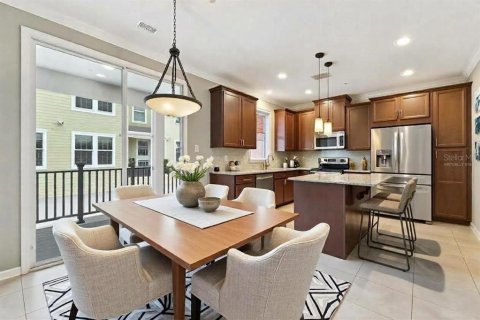 Touwnhouse à vendre à Winter Springs, Floride: 3 chambres, 179.49 m2 № 2399306 - photo 12
