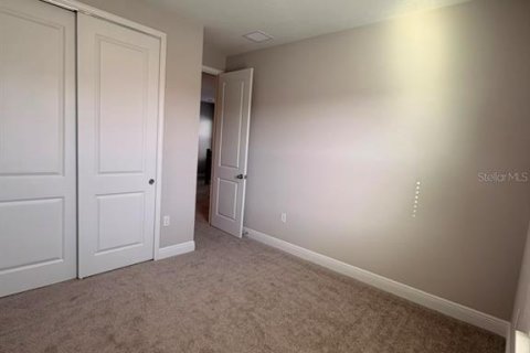 House in Winter Garden, Florida 4 bedrooms, 193.98 sq.m. № 2198051 - photo 24