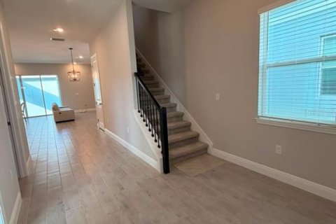 House in Winter Garden, Florida 4 bedrooms, 193.98 sq.m. № 2198051 - photo 15
