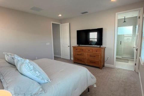 House in Winter Garden, Florida 4 bedrooms, 193.98 sq.m. № 2198051 - photo 21