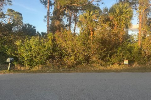 Land in North Port, Florida № 1544682 - photo 1