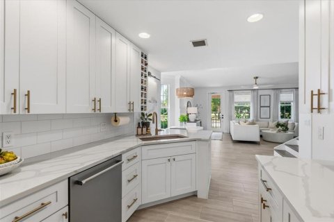 Touwnhouse à vendre à Sarasota, Floride: 3 chambres, 155.43 m2 № 2432633 - photo 15