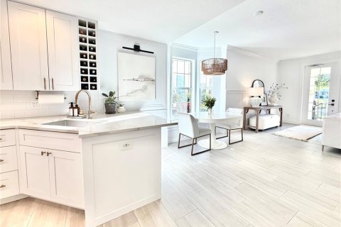 Touwnhouse à vendre à Sarasota, Floride: 3 chambres, 155.43 m2 № 2432633 - photo 14