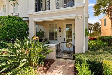 Touwnhouse à vendre à Sarasota, Floride: 3 chambres, 155.43 m2 № 2432633 - photo 3