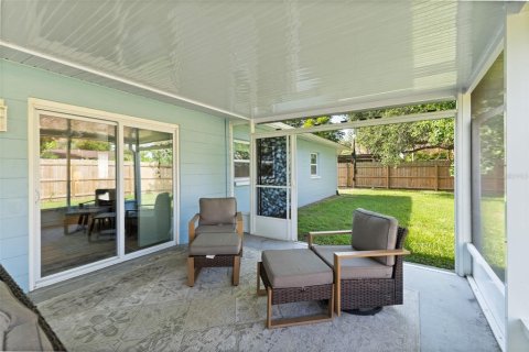 House in Merrit Island, Florida 3 bedrooms, 93.65 sq.m. № 2149672 - photo 11