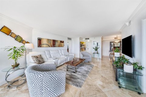Condominio en venta en Miami, Florida, 2 dormitorios, 117.8 m2 № 1977627 - foto 8