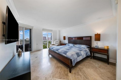 Condominio en venta en Miami, Florida, 2 dormitorios, 117.8 m2 № 1977627 - foto 17