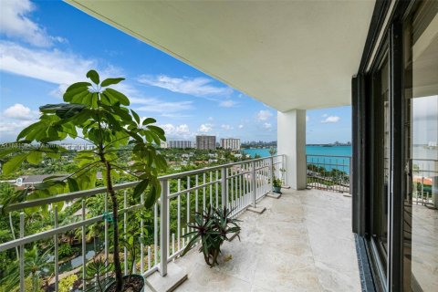 Condominio en venta en Miami, Florida, 2 dormitorios, 117.8 m2 № 1977627 - foto 7