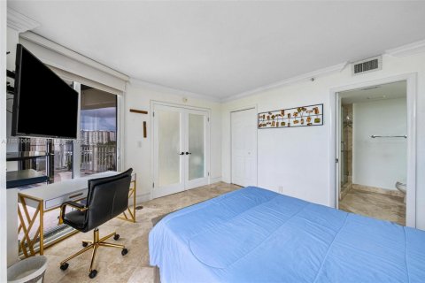 Condominio en venta en Miami, Florida, 2 dormitorios, 117.8 m2 № 1977627 - foto 25