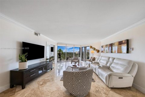 Condominio en venta en Miami, Florida, 2 dormitorios, 117.8 m2 № 1977627 - foto 5