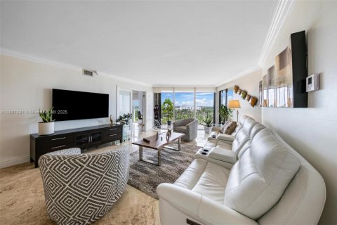 Condominio en venta en Miami, Florida, 2 dormitorios, 117.8 m2 № 1977627 - foto 4