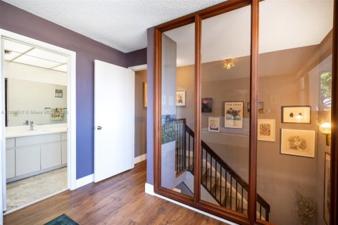 Купить таунхаус в Пемброк-Пайнс, Флорида 2 спальни, 127.09м2, № 1970059 - фото 19