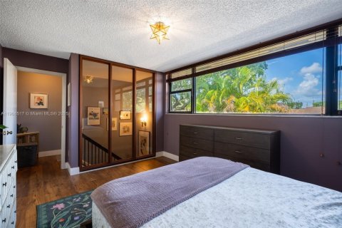 Купить таунхаус в Пемброк-Пайнс, Флорида 2 спальни, 127.09м2, № 1970059 - фото 16