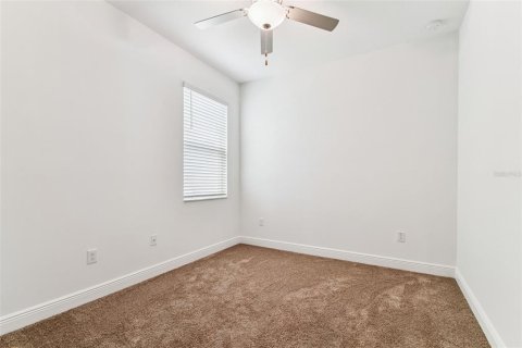 House in Land O' Lakes, Florida 3 bedrooms, 182.83 sq.m. № 1879404 - photo 22