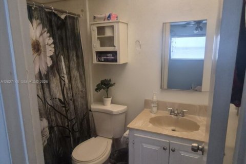 Copropriété à vendre à Tamarac, Floride: 1 chambre, 69.68 m2 № 2176319 - photo 9