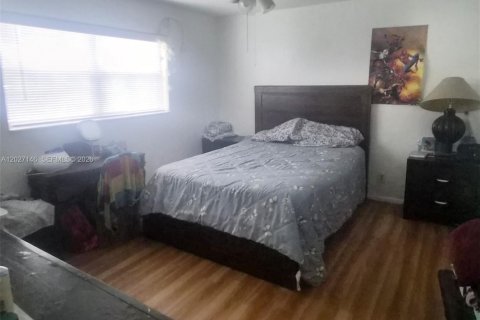 Copropriété à vendre à Tamarac, Floride: 1 chambre, 69.68 m2 № 2176319 - photo 7