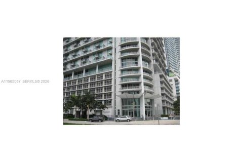 Кондоминиум с 1 спальней в Майами, Флорида № 2026377