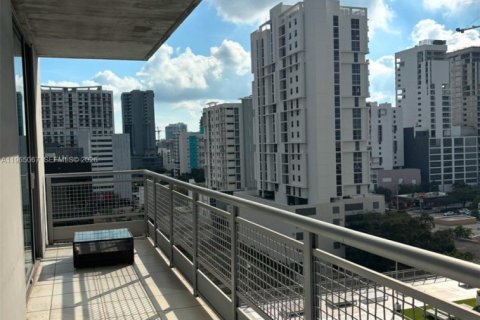 Снять в аренду кондоминиум в Майами, Флорида 1 спальня, 59.27м2, № 2026377 - фото 8