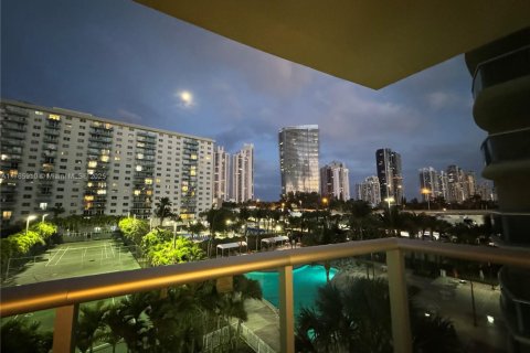 Copropriété à vendre à Sunny Isles Beach, Floride: 1 chambre, 93.37 m2 № 1868724 - photo 1