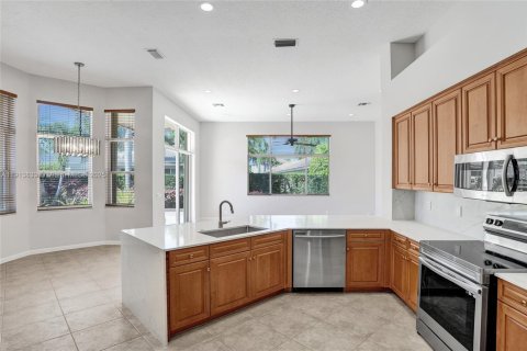 Купить виллу или дом в Уэстон, Флорида 4 спальни, № 1969851 - фото 10