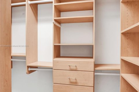 Купить виллу или дом в Уэстон, Флорида 4 спальни, № 1969851 - фото 27