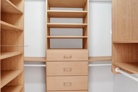 Купить виллу или дом в Уэстон, Флорида 4 спальни, № 1969851 - фото 26