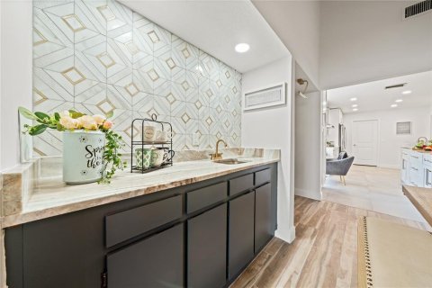 Casa en venta en Tampa, Florida, 3 dormitorios, 195.65 m2 № 1837887 - foto 30