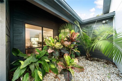 Casa en venta en Tampa, Florida, 3 dormitorios, 195.65 m2 № 1837887 - foto 5