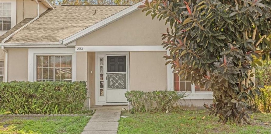 Casa en Kissimmee, Florida 3 dormitorios, 109.35 m2 № 1649722