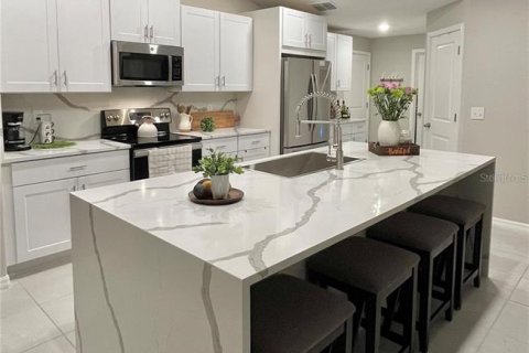 Casa en venta en Ocala, Florida, 4 dormitorios, 212.1 m2 № 1750596 - foto 16