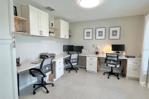 Casa en venta en Ocala, Florida, 4 dormitorios, 212.1 m2 № 1750596 - foto 10