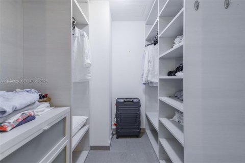 Copropriété à louer à Miami, Floride: 2 chambres, 112.23 m2 № 2000917 - photo 14