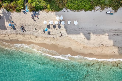 Copropriété à vendre à Hallandale Beach, Floride: 3 chambres, 235.14 m2 № 2038655 - photo 13