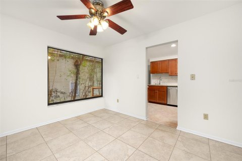 House in Gainesville, Florida 4 bedrooms, 162.21 sq.m. № 1877420 - photo 8