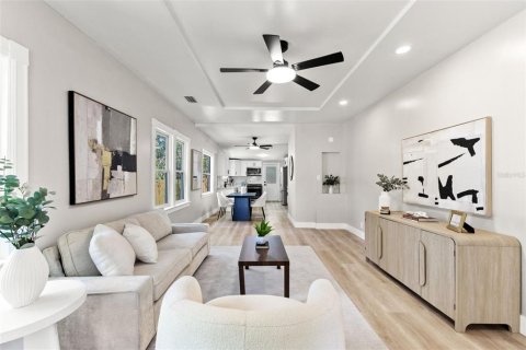 Casa en venta en Tampa, Florida, 3 dormitorios, 137.4 m2 № 2150941 - foto 4