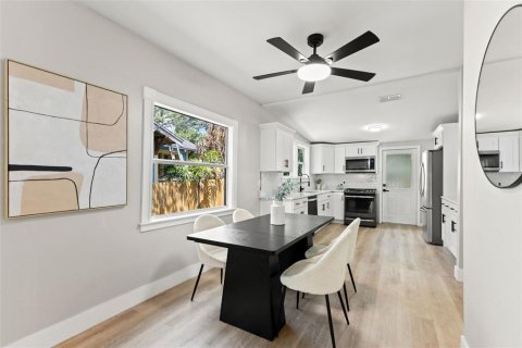 Casa en venta en Tampa, Florida, 3 dormitorios, 137.4 m2 № 2150941 - foto 10