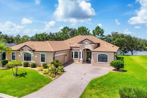 House in Parrish, Florida 5 bedrooms, 255.85 sq.m. № 1778094 - photo 1