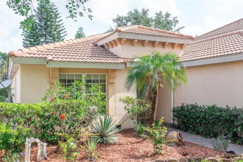 Villa ou maison à louer à Orlando, Floride: 4 chambres, 156.45 m2 № 2318838 - photo 3