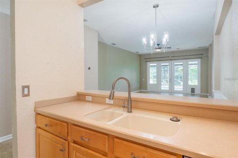 Villa ou maison à louer à Orlando, Floride: 4 chambres, 156.45 m2 № 2318838 - photo 11