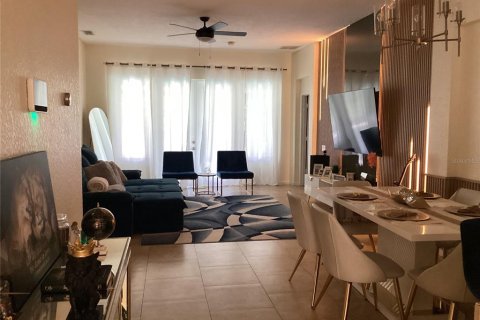 Villa ou maison à louer à Orlando, Floride: 4 chambres, 156.45 m2 № 2318838 - photo 16