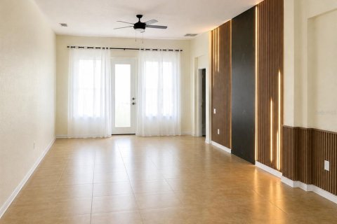 Villa ou maison à louer à Orlando, Floride: 4 chambres, 156.45 m2 № 2318838 - photo 17