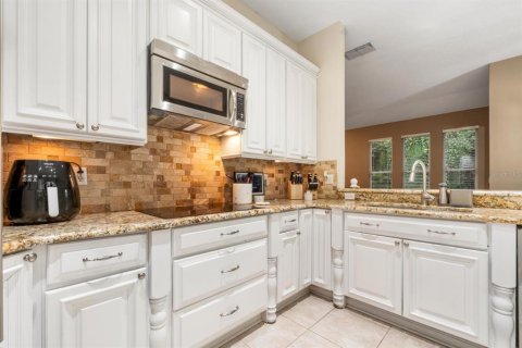 House in Orlando, Florida 4 bedrooms, 236.81 sq.m. № 1879512 - photo 10
