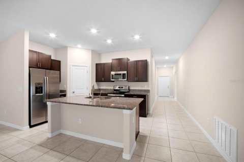 House in Ruskin, Florida 3 bedrooms, 143.07 sq.m. № 2409815 - photo 5