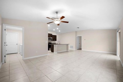 House in Ruskin, Florida 3 bedrooms, 143.07 sq.m. № 2409815 - photo 14