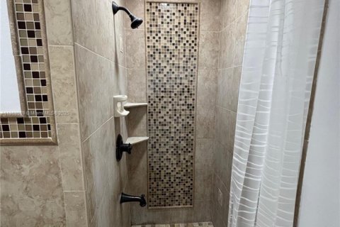 Commercial property in Homestead, Florida 1 bedroom, 133.78 sq.m. № 1891483 - photo 4