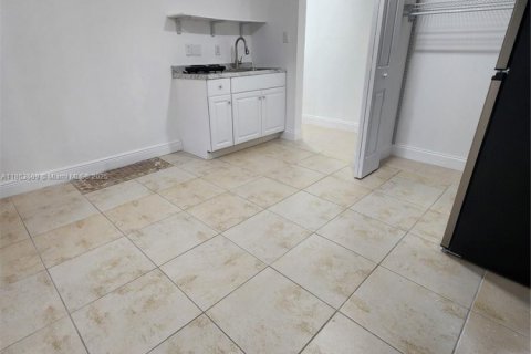 Commercial property in Homestead, Florida 1 bedroom, 133.78 sq.m. № 1891483 - photo 2