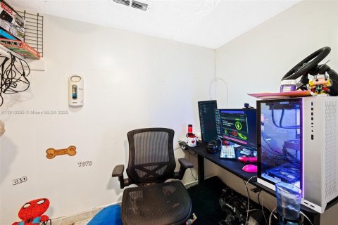 Купить кондоминиум в Санни-Айлс-Бич, Флорида 2 спальни, 138.24м2, № 2020493 - фото 20